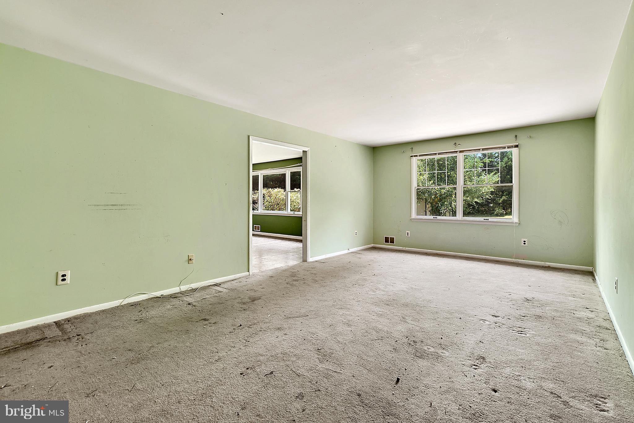 7016 Ben Franklin Road Springfield, VA 22150 - Photo 8 of 30 Interior (General)