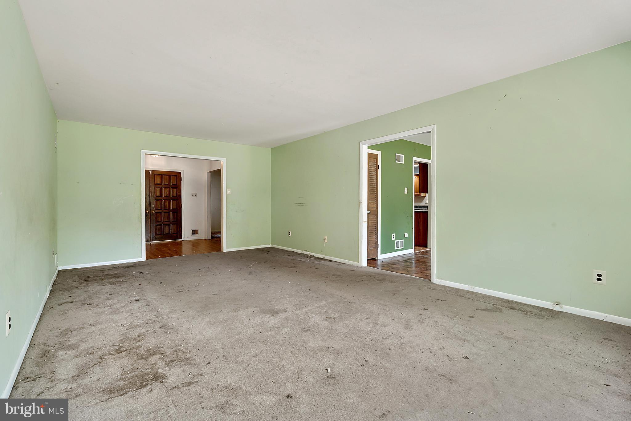 7016 Ben Franklin Road Springfield, VA 22150 - Photo 9 of 30 Interior (General)