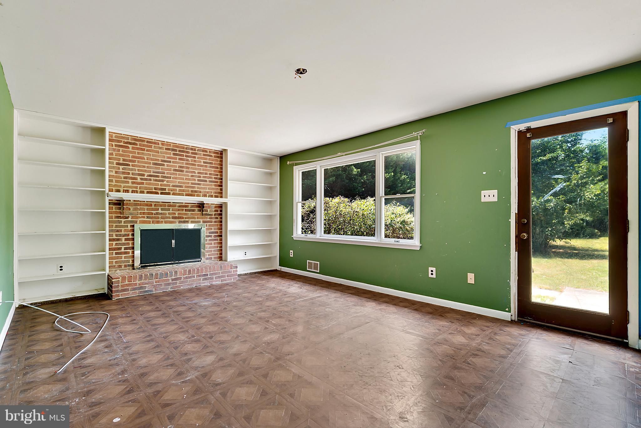 7016 Ben Franklin Road Springfield, VA 22150 - Photo 10 of 30 Interior (General)