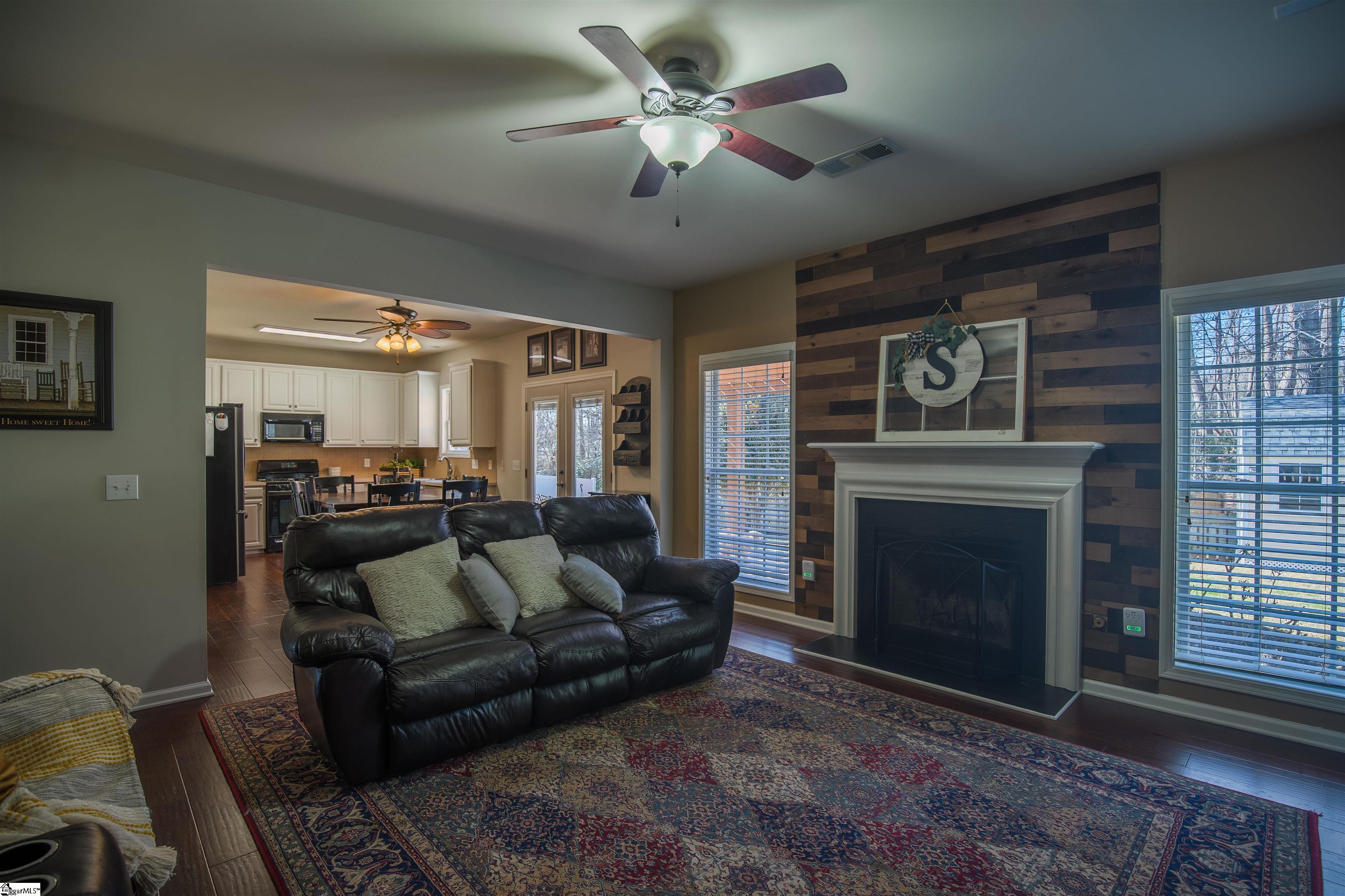 41 Farmbrook Way Simpsonville, SC 29681 - Photo 8 of 36