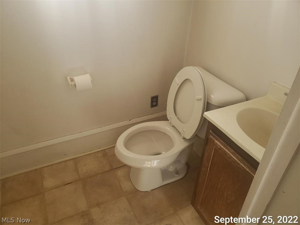 2426 Nicholas Place Northwest Canton, OH 44708 - Photo 11 of 14 Gallery Image 11