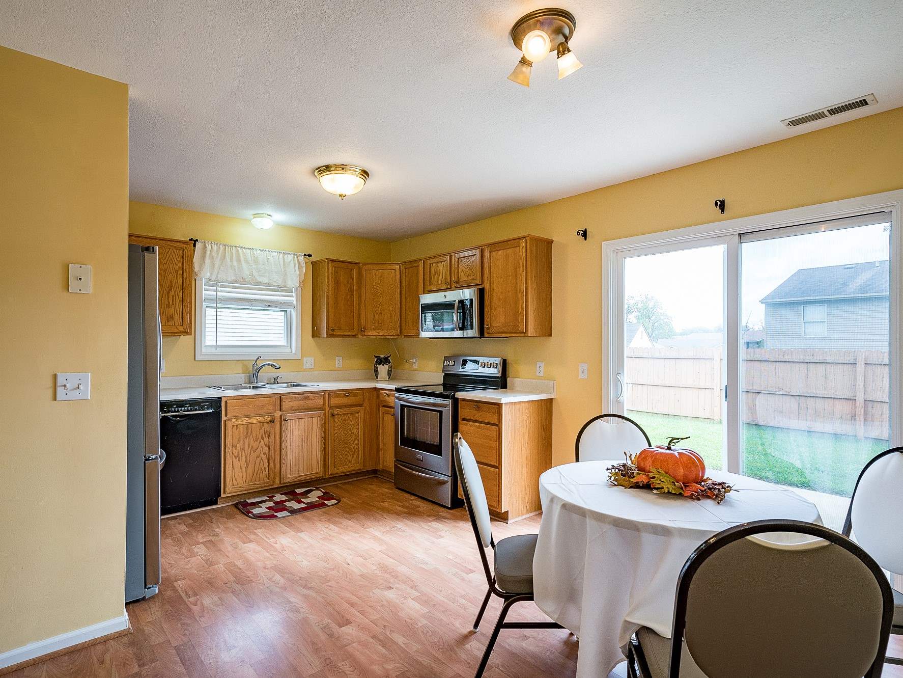 7309 Rob Roy Road Fort Wayne, IN 46814 - Photo 8 of 34