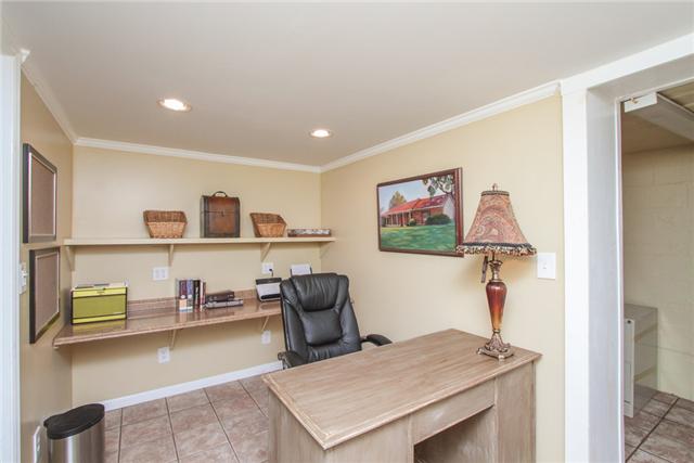 220 Jackson Heights Road Columbia, TN 38401 - Photo 13 of 18 Private office with french door and storage
