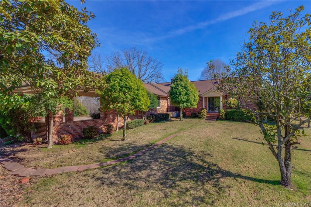 2201 Miranda Road Charlotte, NC 28216 - Photo 16 of 17 Gallery Image 16