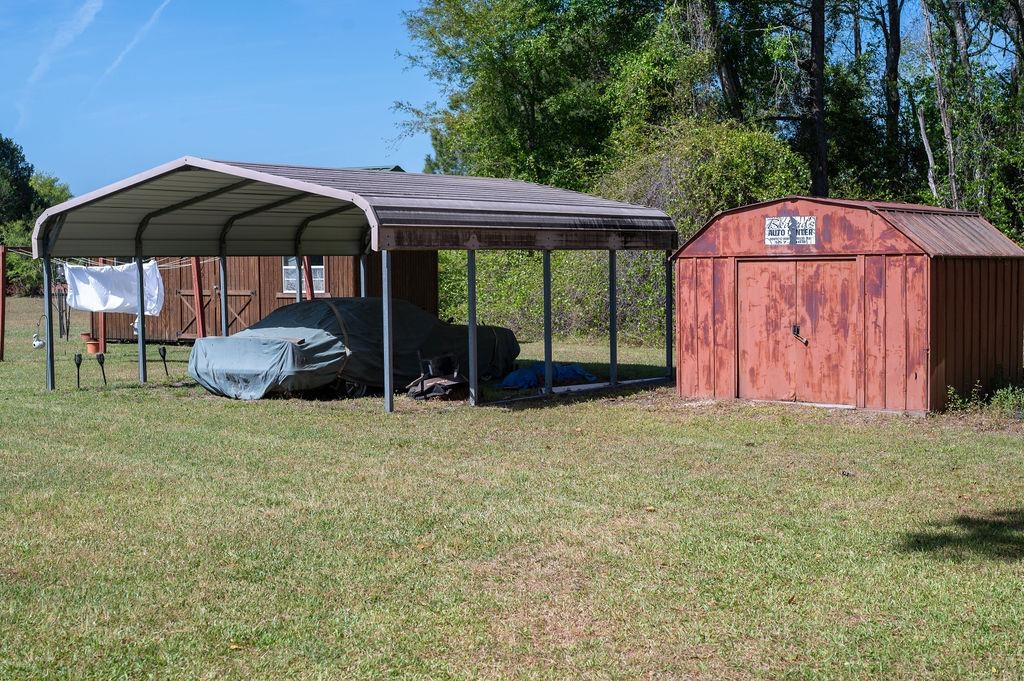 2007 Venus Court Loris, SC 29569 - Photo 13 of 46