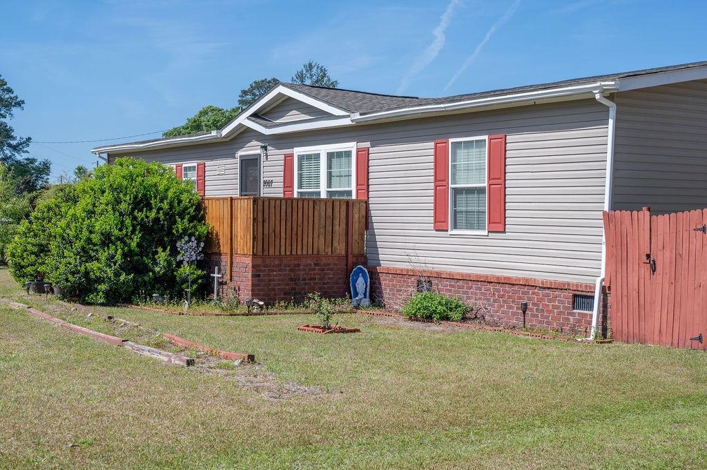 2007 Venus Court Loris, SC 29569 - Photo 15 of 46