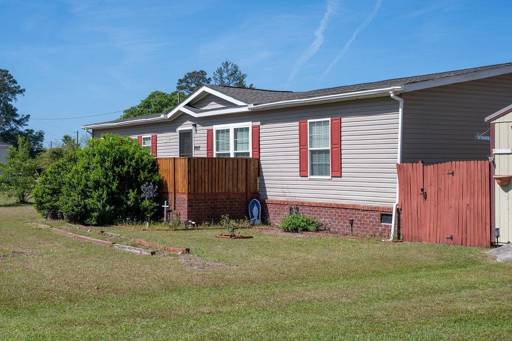 2007 Venus Court Loris, SC 29569 - Photo 16 of 46