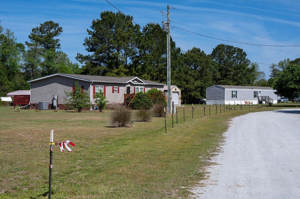 2007 Venus Court Loris, SC 29569 - Photo 24 of 46