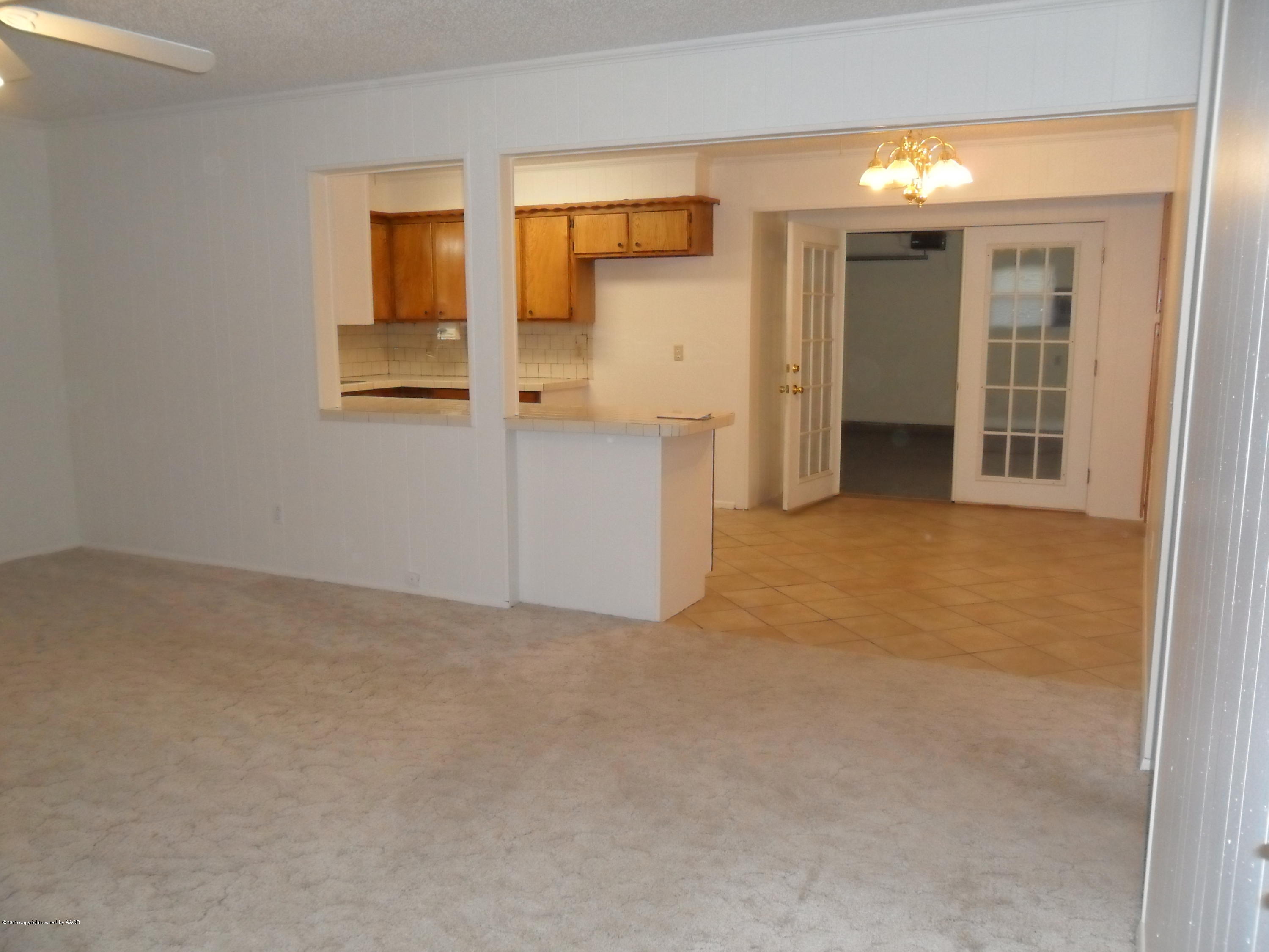 2216 Southwest 52nd Avenue Amarillo, TX 79110 - Photo 4 of 21