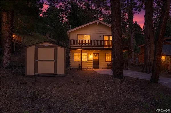 $1,800 | 921 Menlo Drive, Big Bear Lake, CA 92315