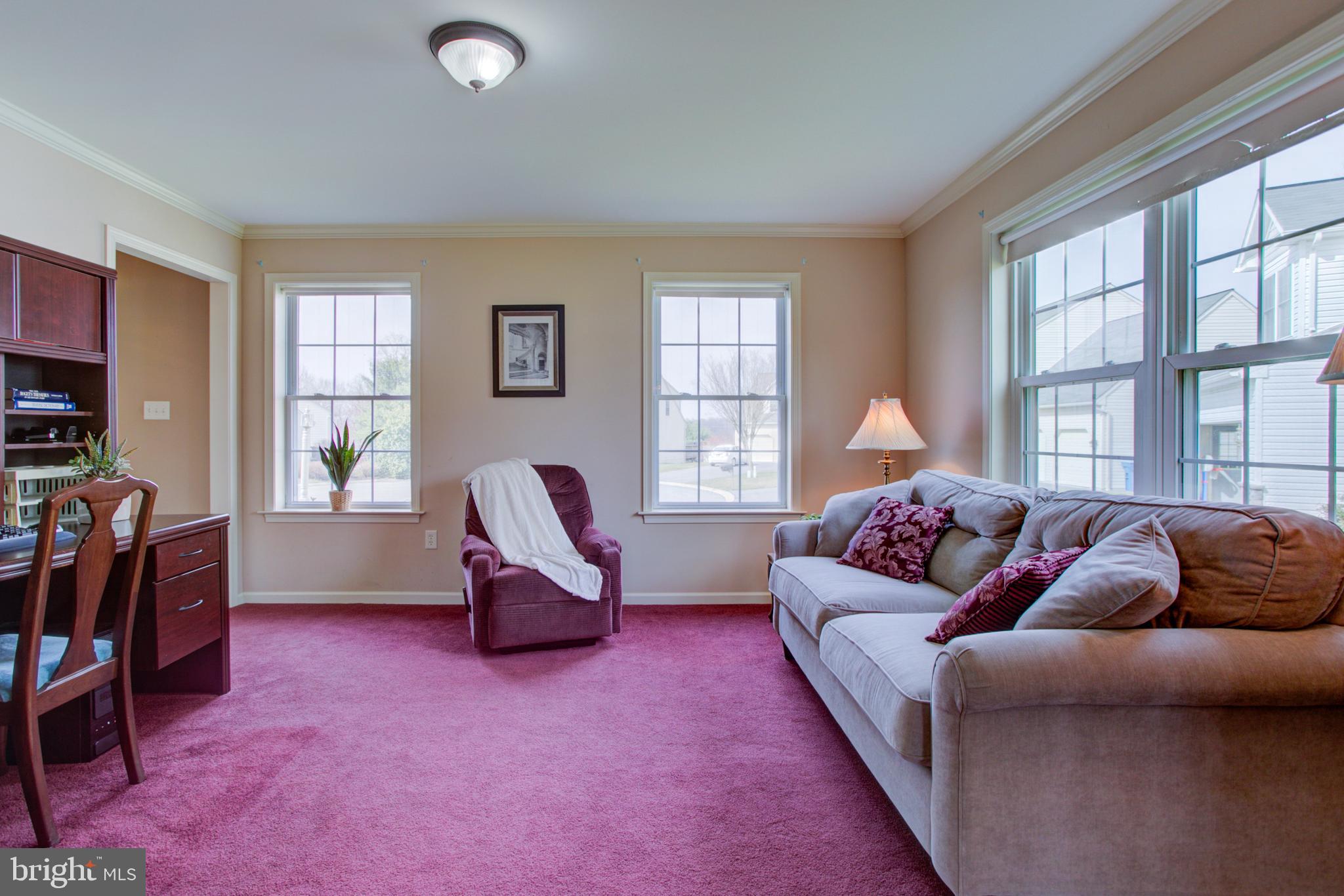 480 Vista Road Columbia, PA 17512 - Photo 2 of 40 Living Room