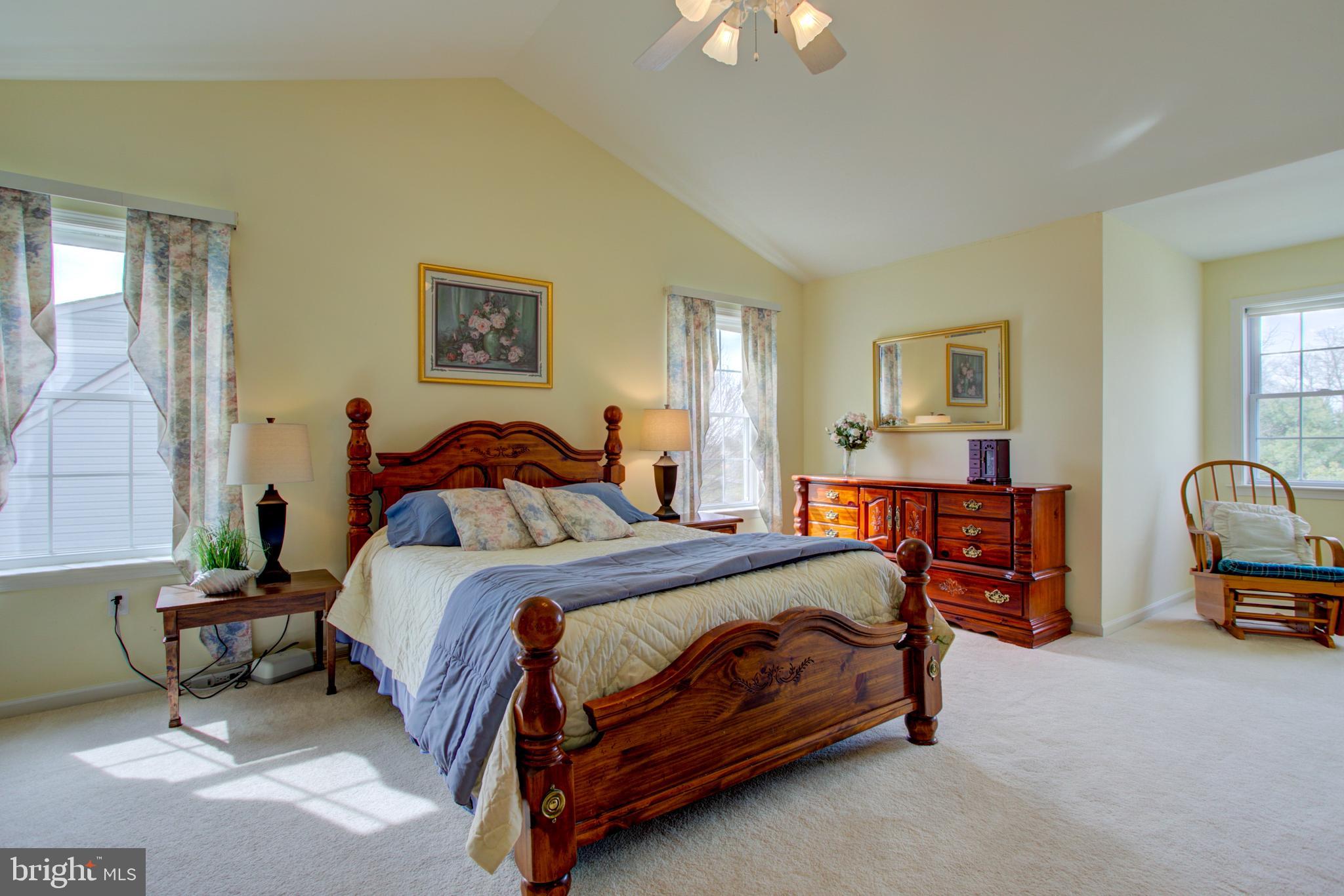 480 Vista Road Columbia, PA 17512 - Photo 23 of 40 Primary Bedroom
