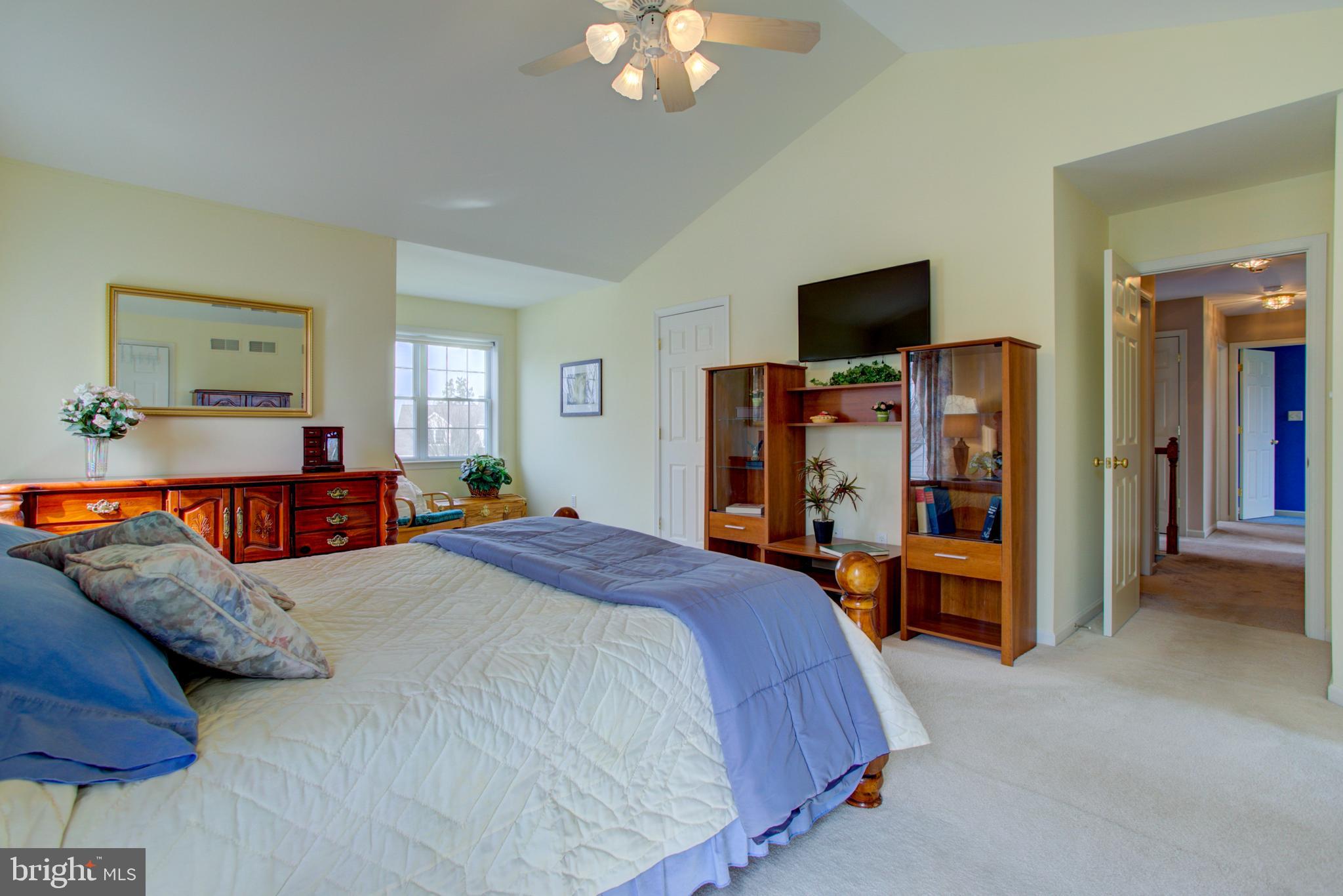 480 Vista Road Columbia, PA 17512 - Photo 24 of 40 Primary Bedroom