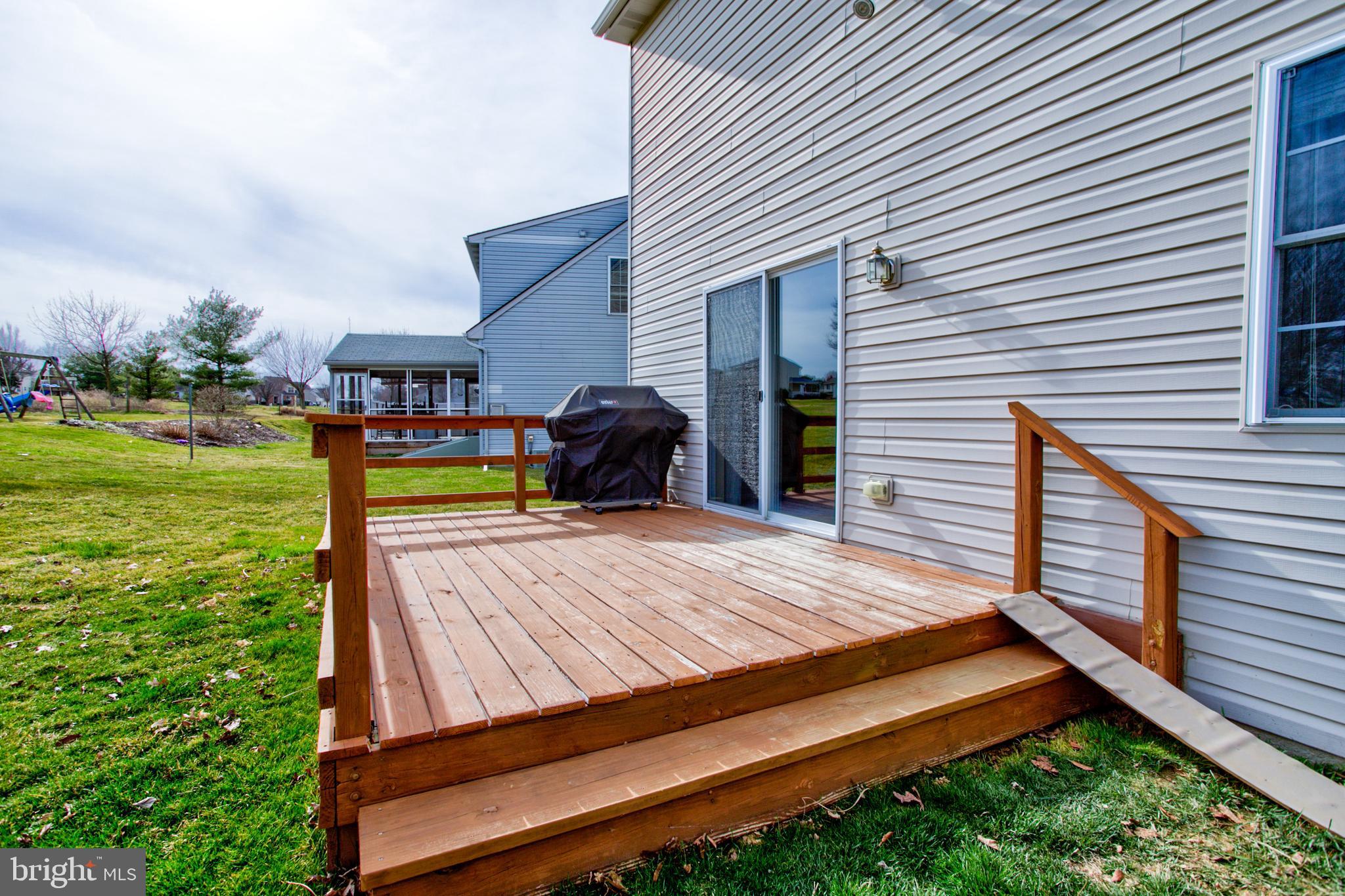 480 Vista Road Columbia, PA 17512 - Photo 37 of 40 Deck Area