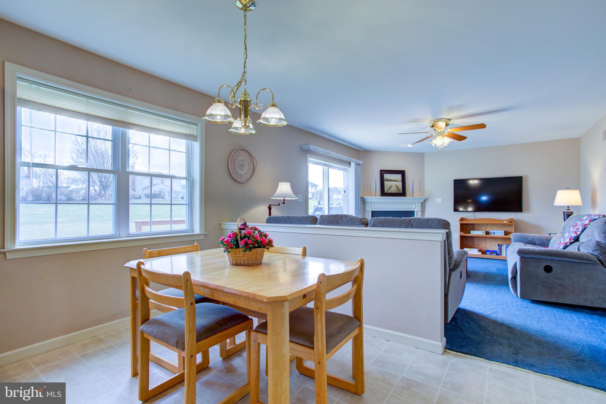 480 Vista Road Columbia, PA 17512 - Photo 10 of 40 Breakfast Area