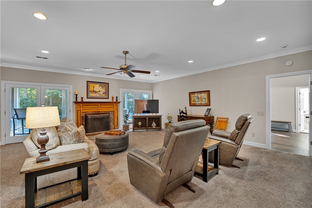 307 Fairway Drive Pickens, SC 29671 - Photo 12 of 36