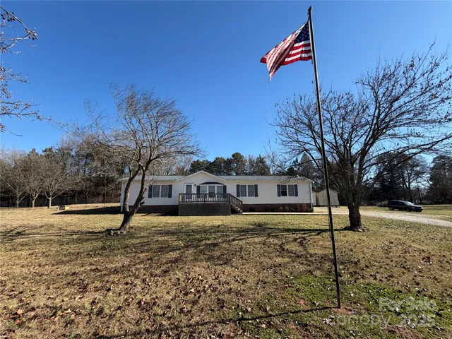 $325,000 | 102 Beechwood Drive, Salisbury, NC 28147