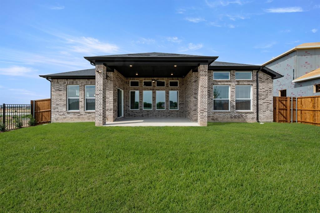 17224 Musial Court Justin, TX 76247 - Photo 9 of 27 17224 Musial- Back-3