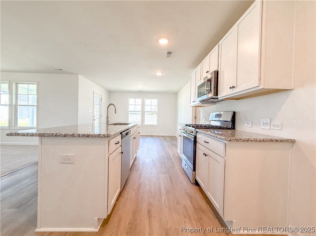 4016 Racking Horse Road Hope Mills, NC 28348 - Photo 8 of 26 Gallery Image 8