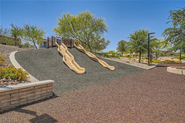 $789,900 | 394 Wilbur Jurden Court, Henderson, NV 89011