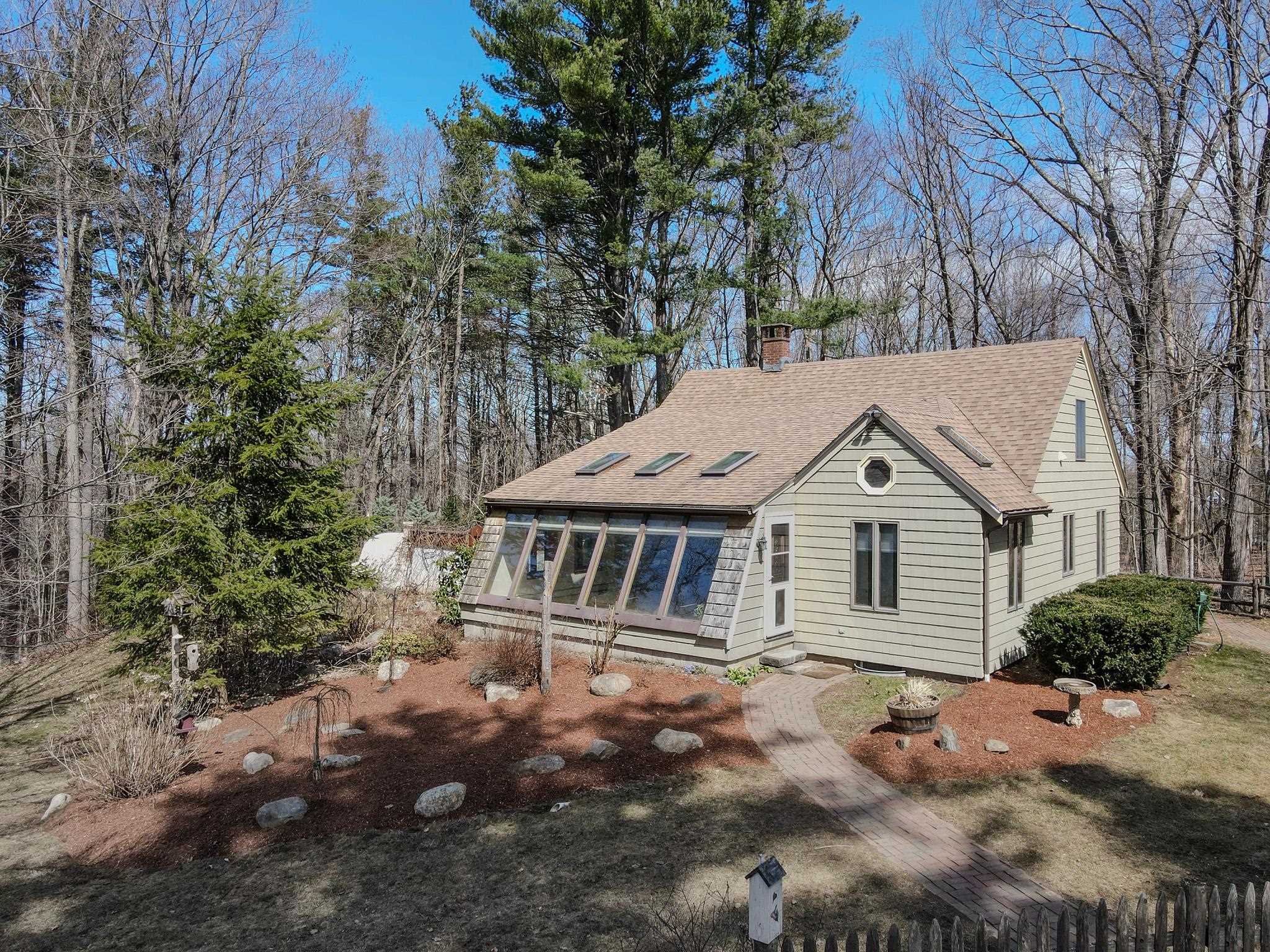 52 Sandown Road Danville, NH 03819 - Photo 27 of 30 Gallery Image 27
