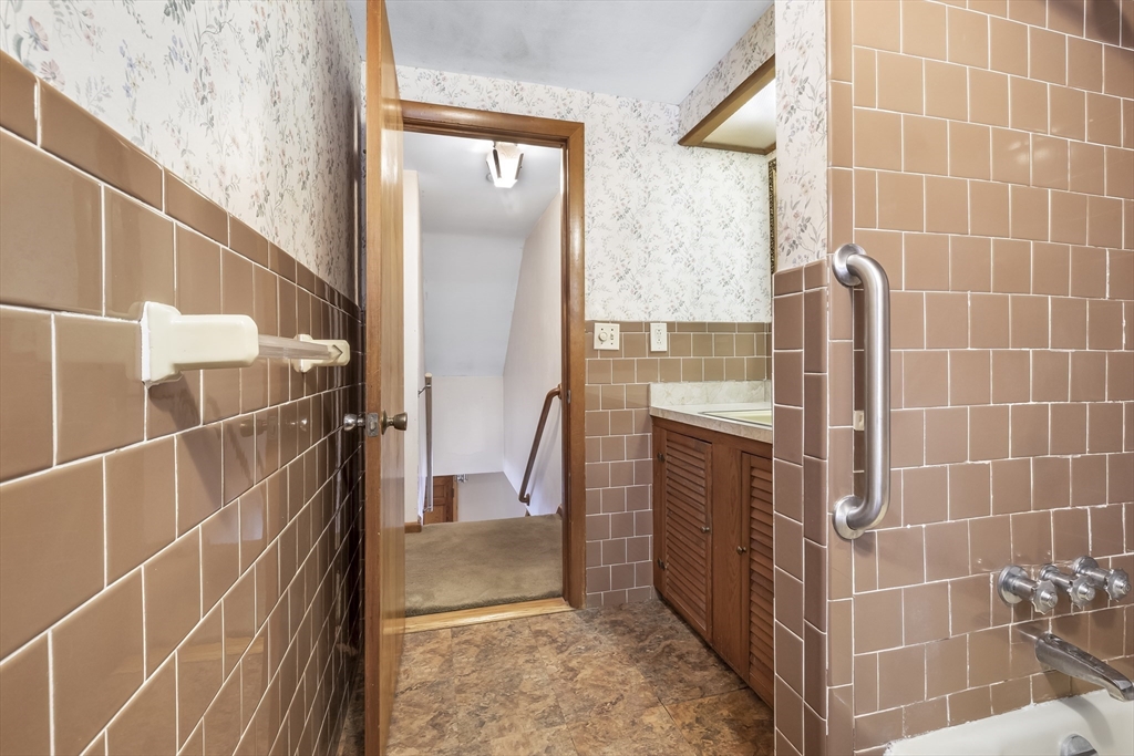 130 S Road Holden, MA 01520 - Photo 16 of 28 a bathroom with a shower