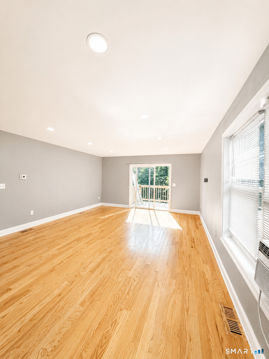 59 Midland Road Waterbury, CT 06705 - Photo 5 of 14 Gallery Image 5