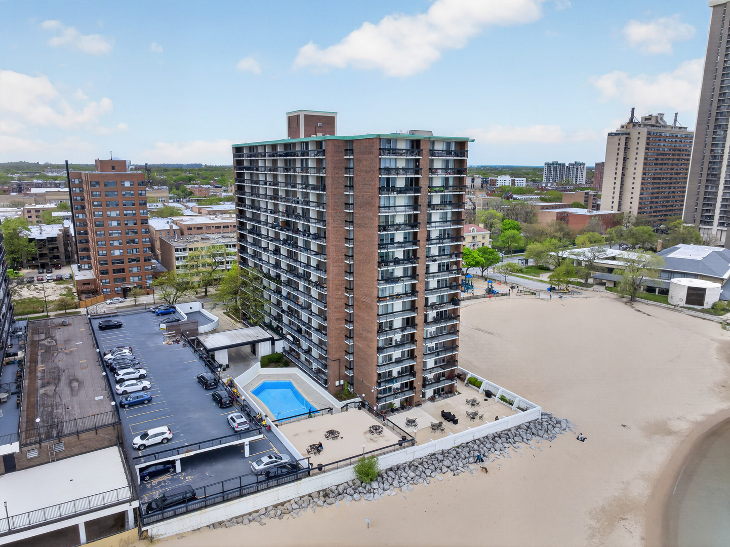 5901 North Sheridan Road, Unit 7G Chicago, IL 60660 - Photo 17 of 21 a view of a city with tall buildings