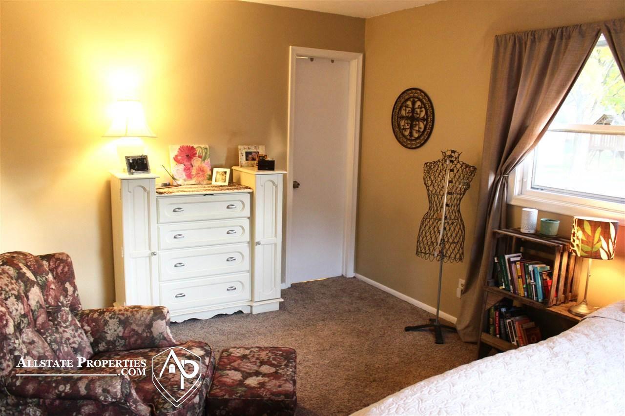 5122 North Georgetown Road Grand Blanc, MI 48439 - Photo 15 of 33 21517890-14.JPG