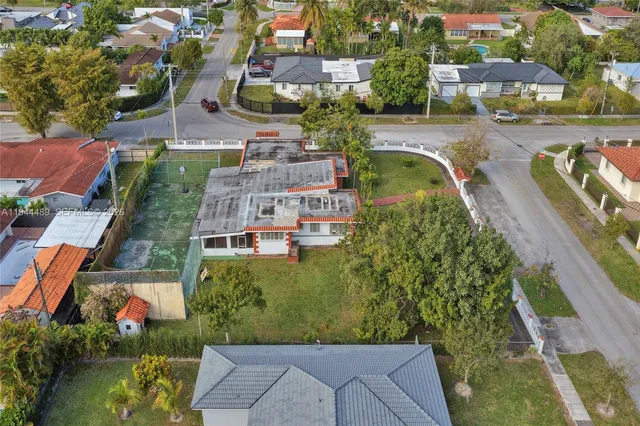 $1,800,000 | 500 Southwest 39th Court, Miami, FL 33134