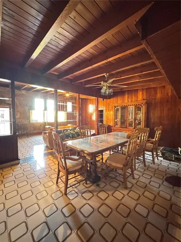 $1,800,000 | 500 Southwest 39th Court, Miami, FL 33134