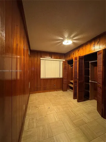 $1,800,000 | 500 Southwest 39th Court, Miami, FL 33134