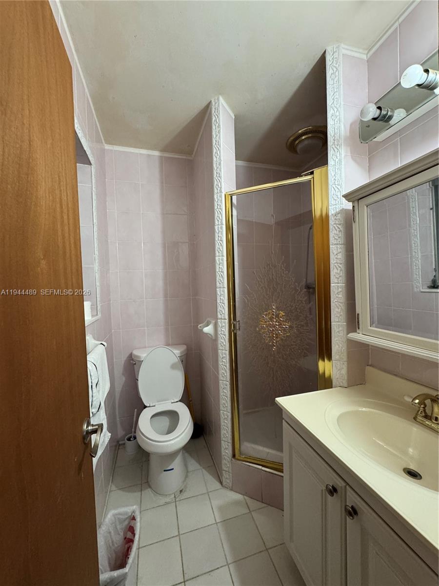 500 Southwest 39th Court Miami, FL 33134 - Photo 33 of 40