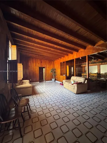 $1,800,000 | 500 Southwest 39th Court, Miami, FL 33134