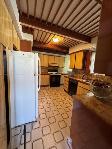 $1,800,000 | 500 Southwest 39th Court, Miami, FL 33134