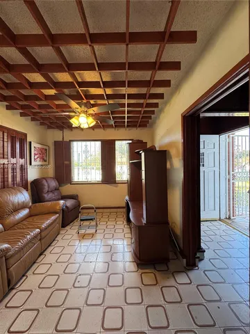 $1,800,000 | 500 Southwest 39th Court, Miami, FL 33134