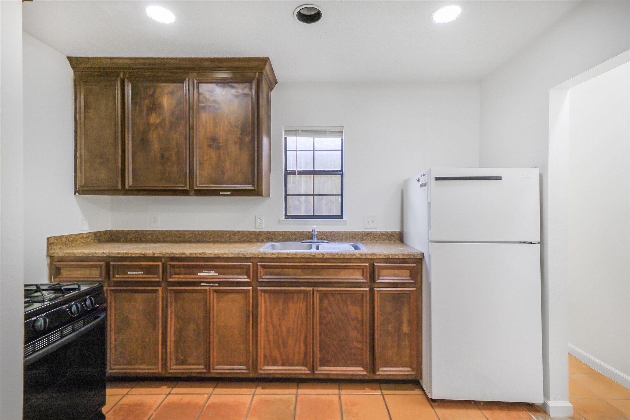 402 Bomar Street Houston, TX 77006 - Photo 6 of 14