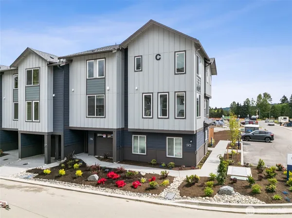 $729,995 | 14707 87th Avenue Southeast, Unit C8, Snohomish, WA 98296