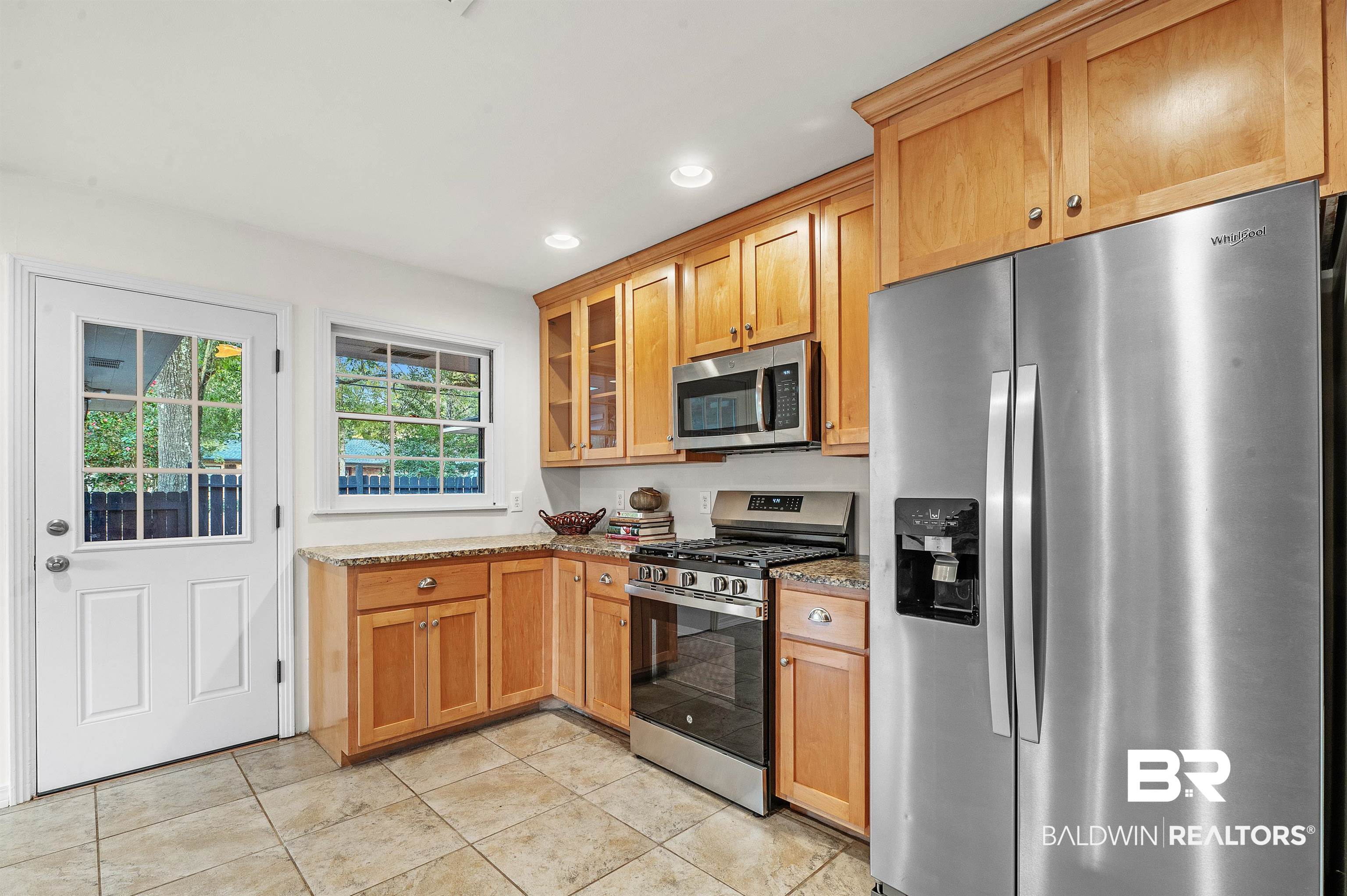 371 Francilla Circle Fairhope, AL 36532 - Photo 16 of 50 Kitchen