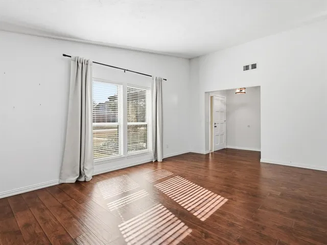 $410,000 | 2011 Clearfield Circle, Richardson, TX 75081