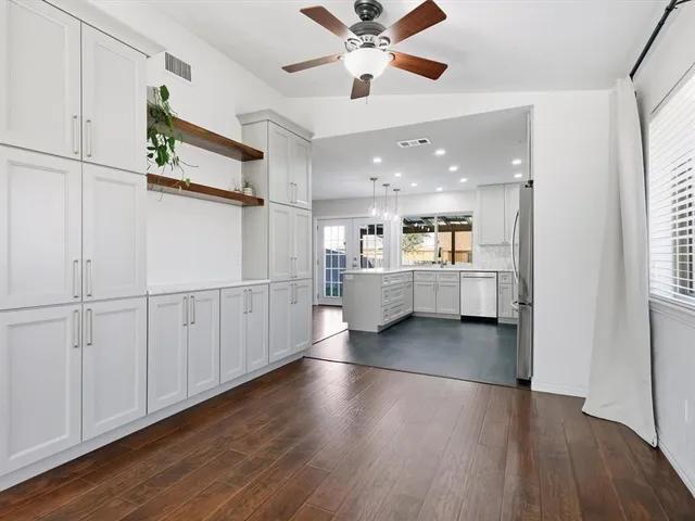 $410,000 | 2011 Clearfield Circle, Richardson, TX 75081