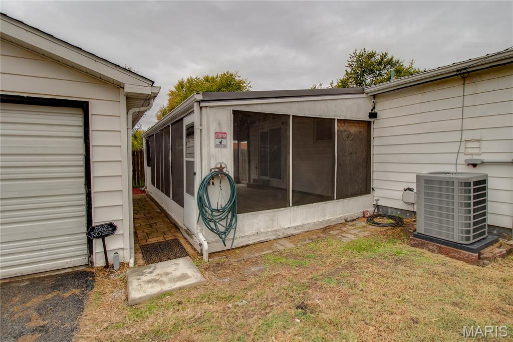 223 Cindy Street Brighton, IL 62012 - Photo 25 of 32