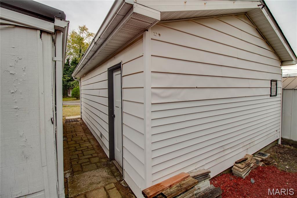 223 Cindy Street Brighton, IL 62012 - Photo 28 of 32