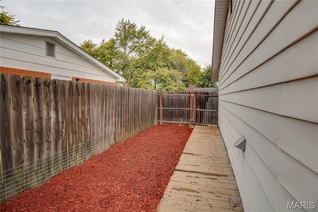 223 Cindy Street Brighton, IL 62012 - Photo 31 of 32