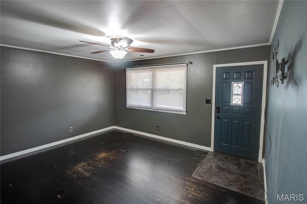 223 Cindy Street Brighton, IL 62012 - Photo 7 of 32