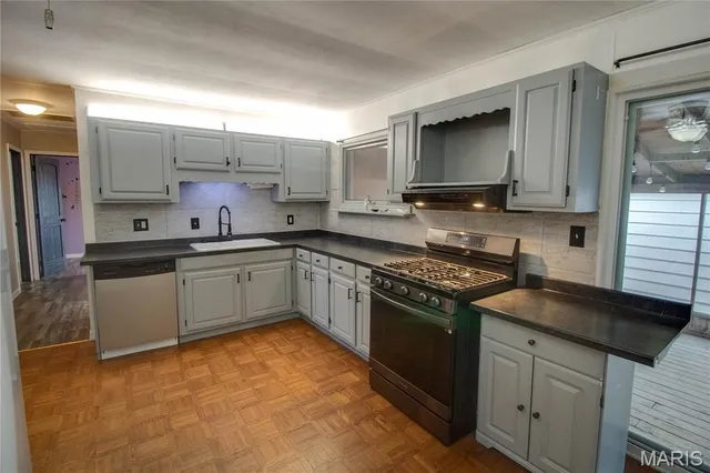 $129,900 | 223 Cindy Street, Brighton, IL 62012