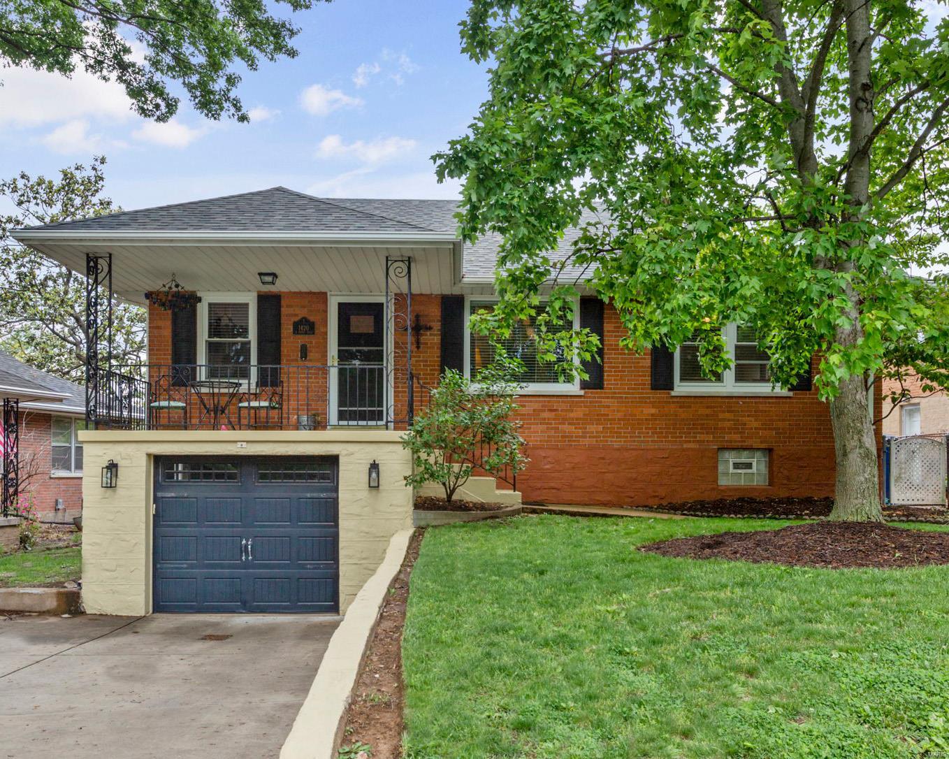 1420 North Berry Road St. Louis, MO 63119 - Photo 1 of 19 Gallery Image 1