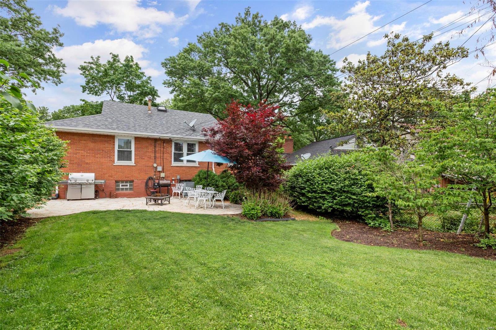 1420 North Berry Road St. Louis, MO 63119 - Photo 4 of 19 Gallery Image 4
