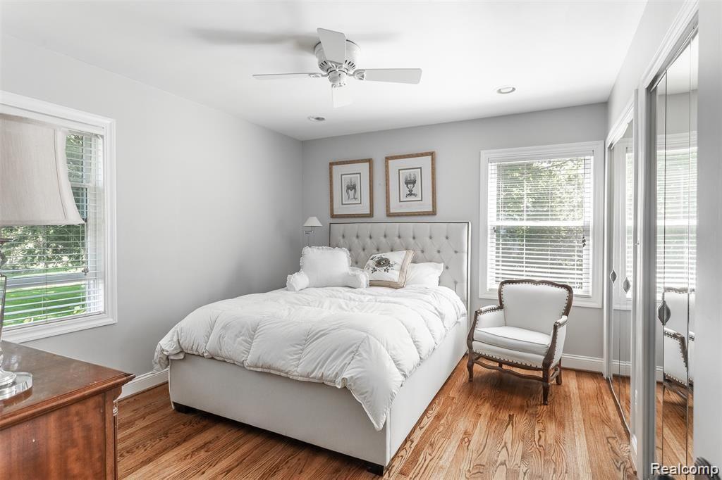 566 Lahser Road Bloomfield Hills, MI 48301 - Photo 22 of 29 SECOND BEDROOM