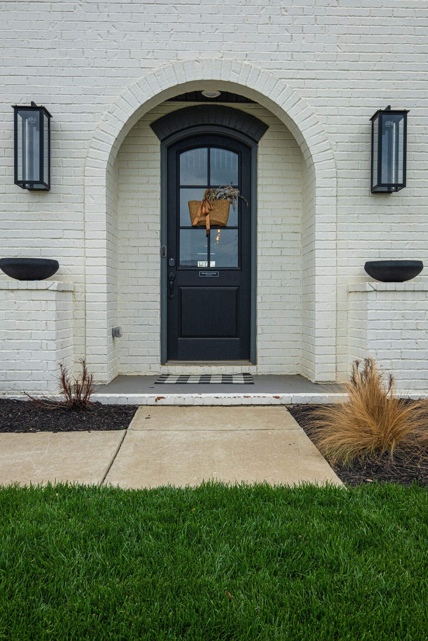 3010 Ranch Rd Mount Mount Juliet, TN 37122 - Photo 7 of 51 a front view of a house with garden